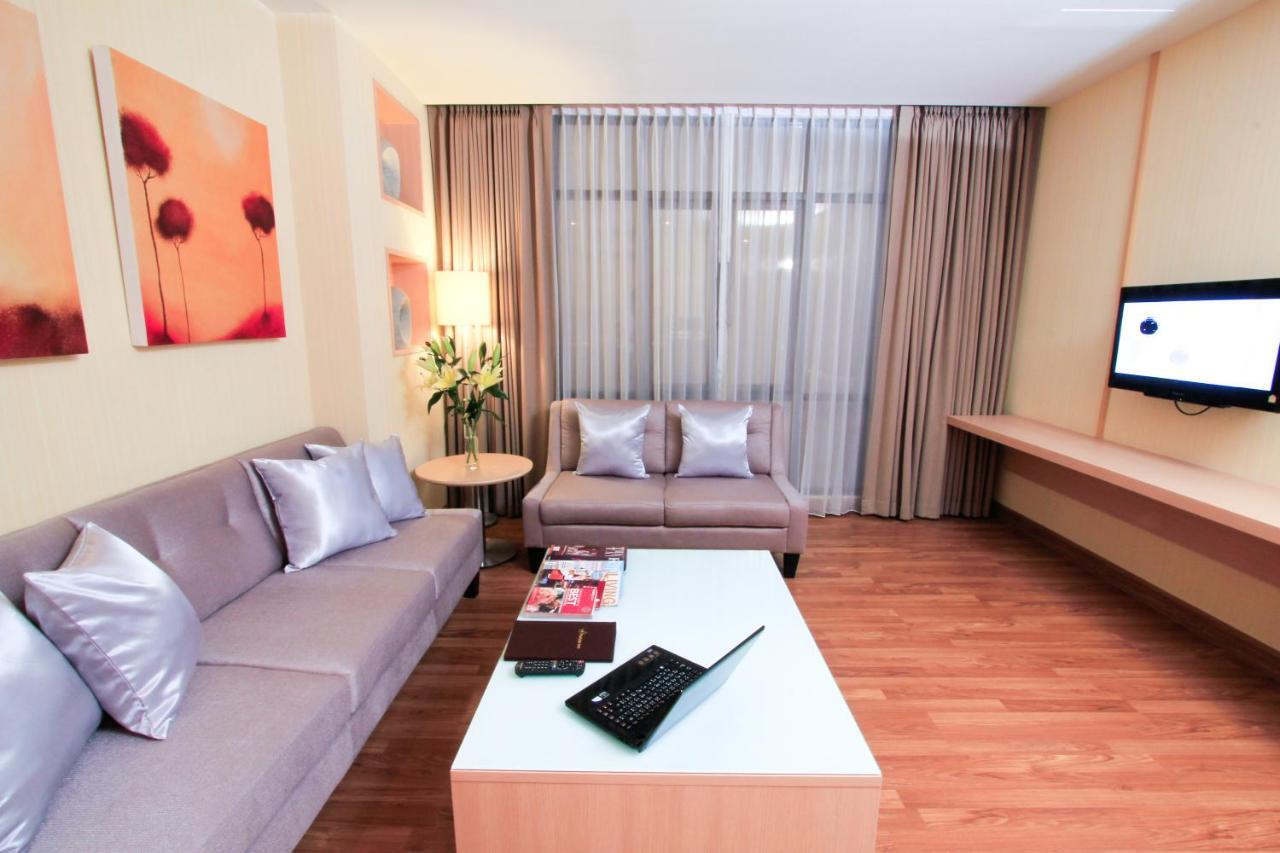 Petals Inn Bangkok Luaran gambar