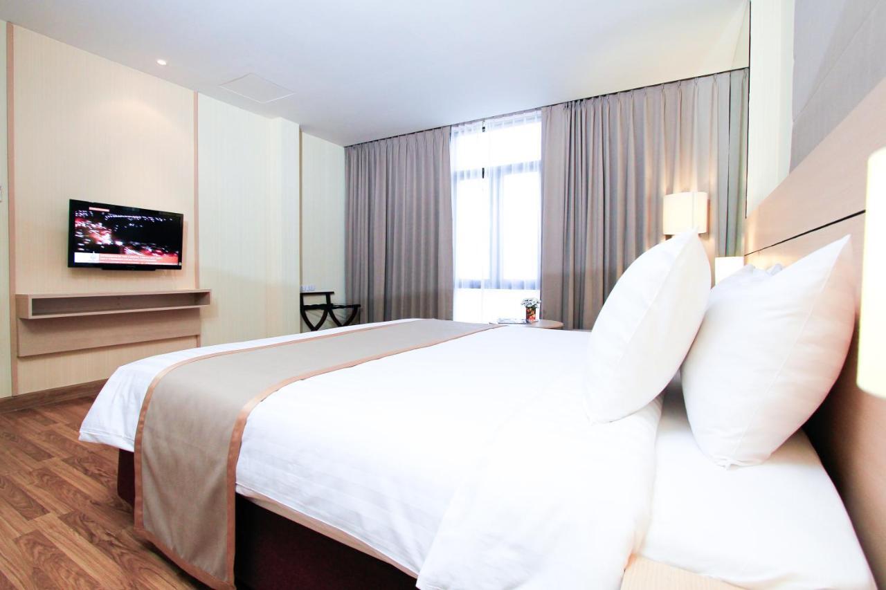 Petals Inn Bangkok Luaran gambar