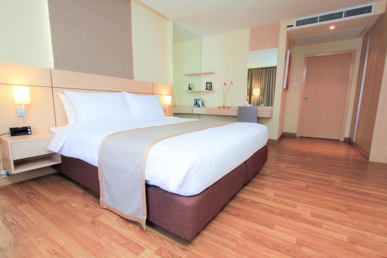 Petals Inn Bangkok Luaran gambar